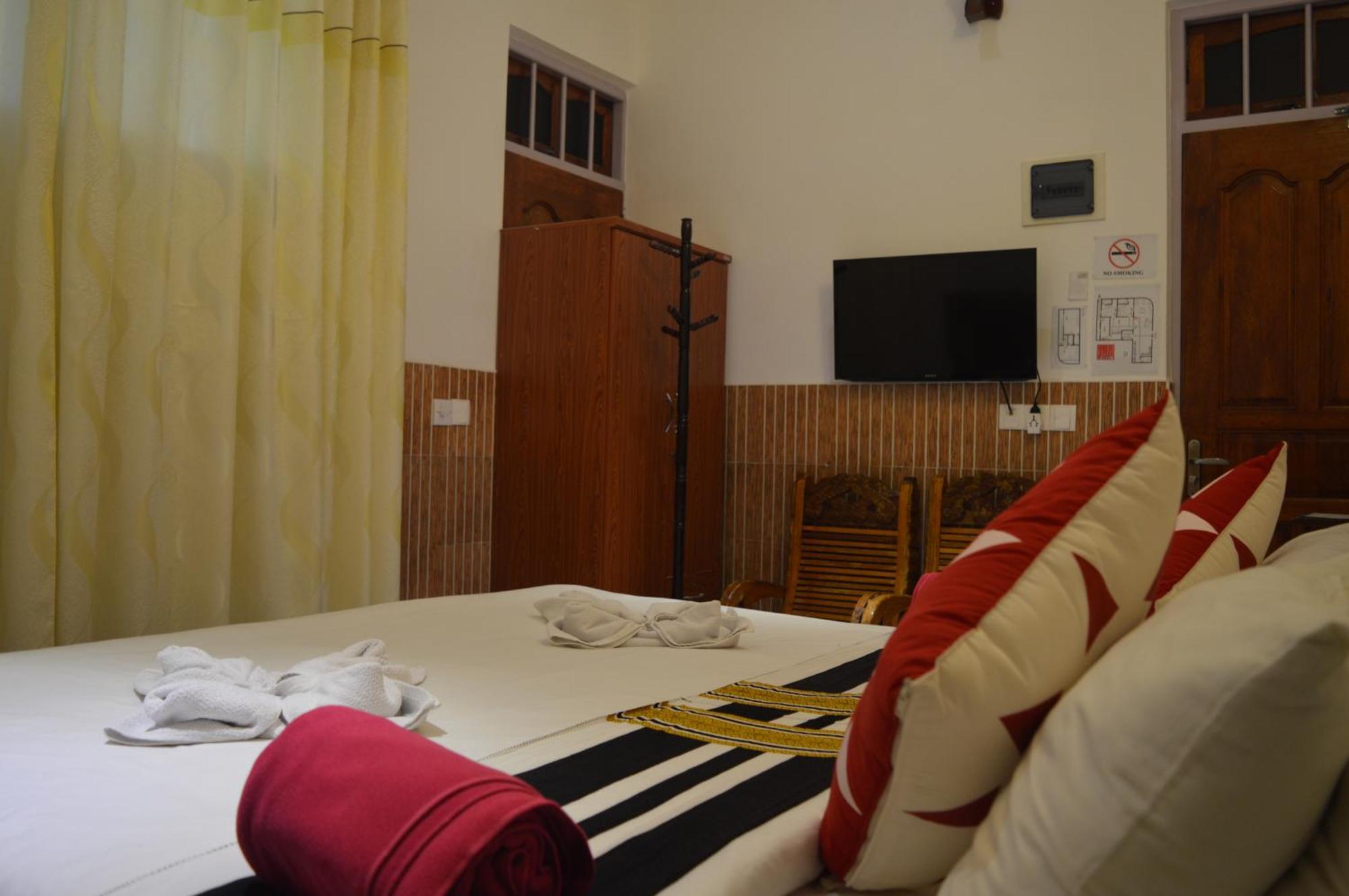 Sun Shine View Hotel Maafushi Room photo